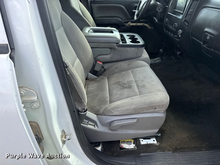 image for item NA9808 2015 GMC Sierra 1500 Crew Cab pickup truck