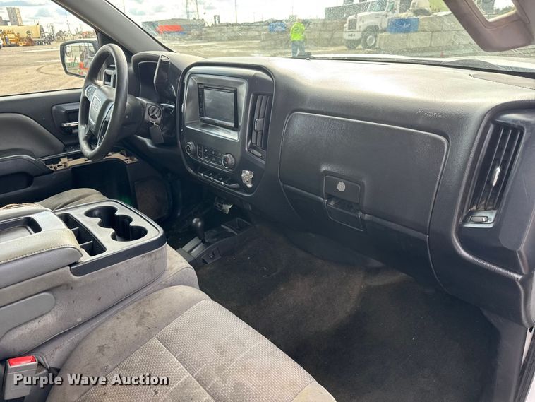 image for item NA9808 2015 GMC Sierra 1500 Crew Cab pickup truck