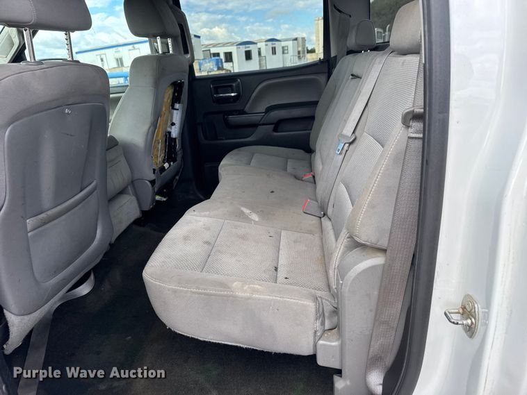 image for item NA9808 2015 GMC Sierra 1500 Crew Cab pickup truck