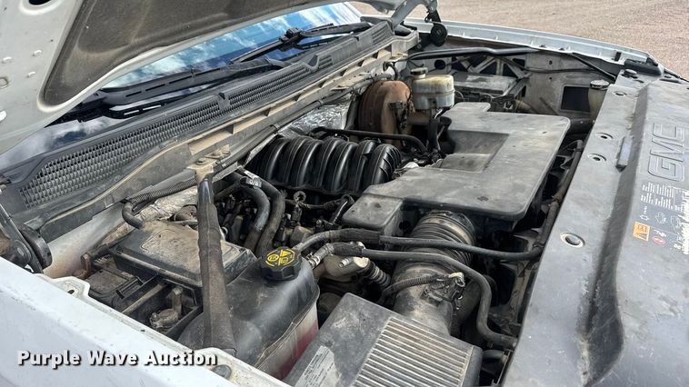 image for item NA9808 2015 GMC Sierra 1500 Crew Cab pickup truck