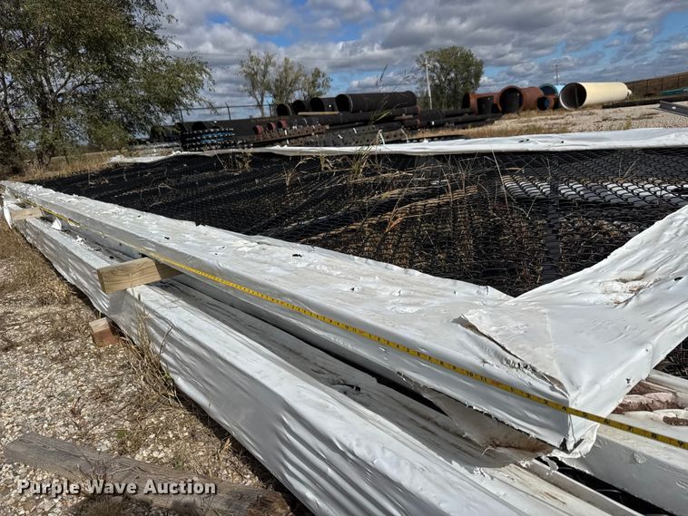 image for item NA9817 2 gates