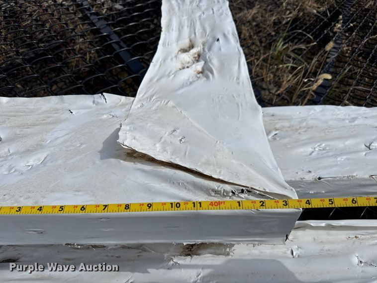 image for item NA9817 2 gates