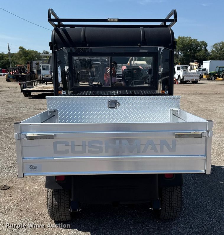 image for item NU9647 2020 Cushman Hauler Pro golf cart