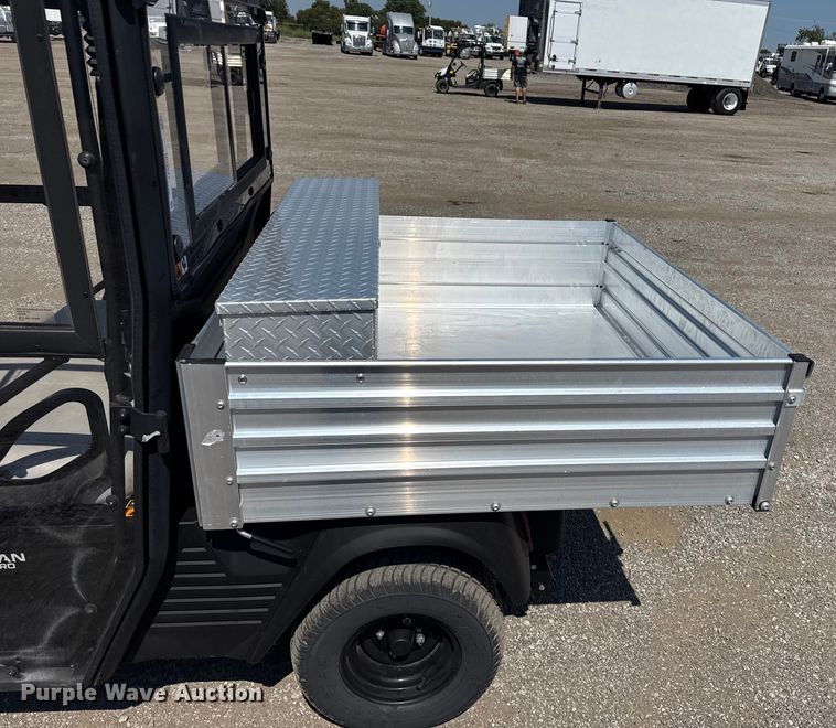 image for item NU9647 2020 Cushman Hauler Pro golf cart