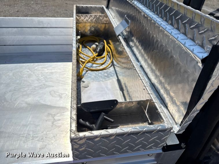 image for item NU9647 2020 Cushman Hauler Pro golf cart