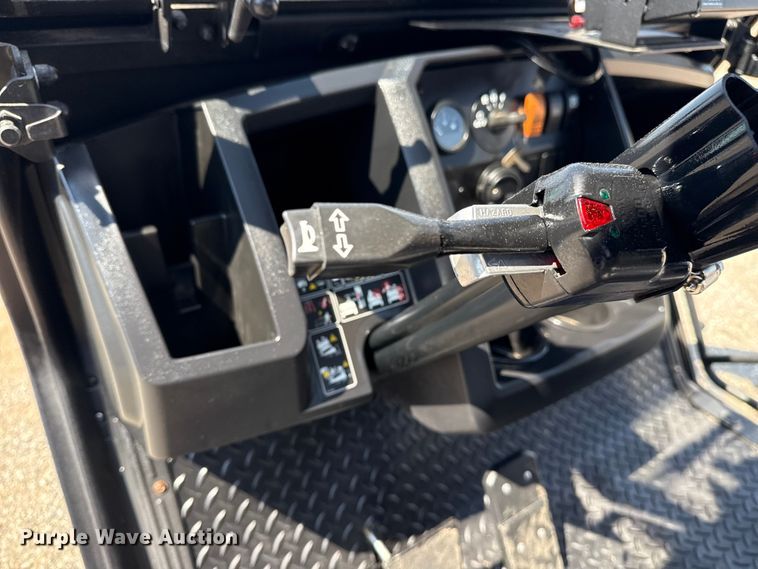 image for item NU9647 2020 Cushman Hauler Pro golf cart