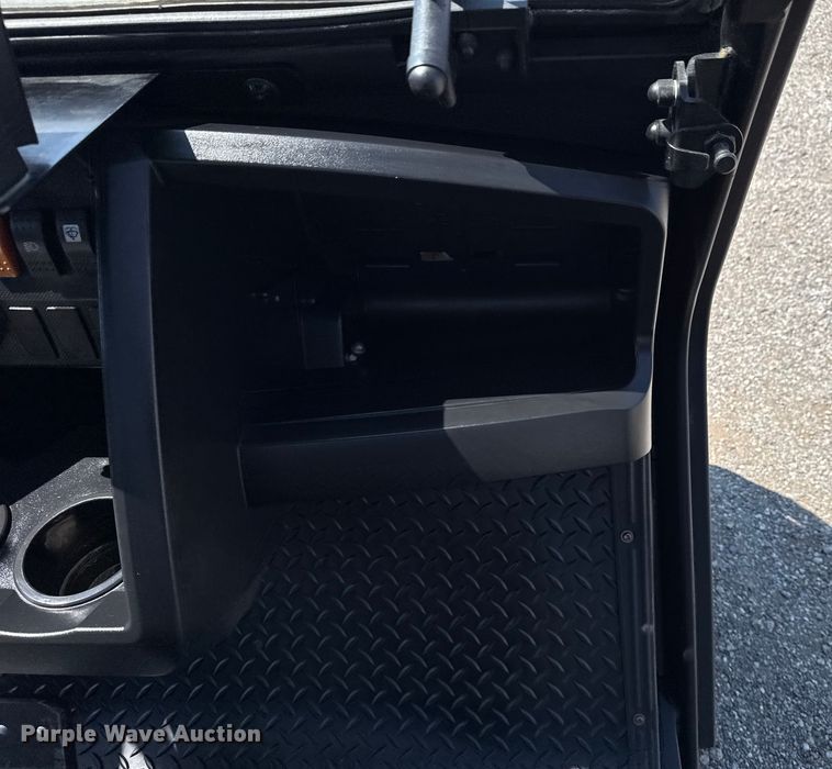 image for item NU9647 2020 Cushman Hauler Pro golf cart