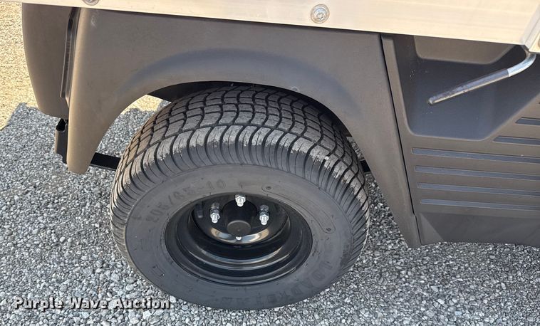 image for item NU9647 2020 Cushman Hauler Pro golf cart