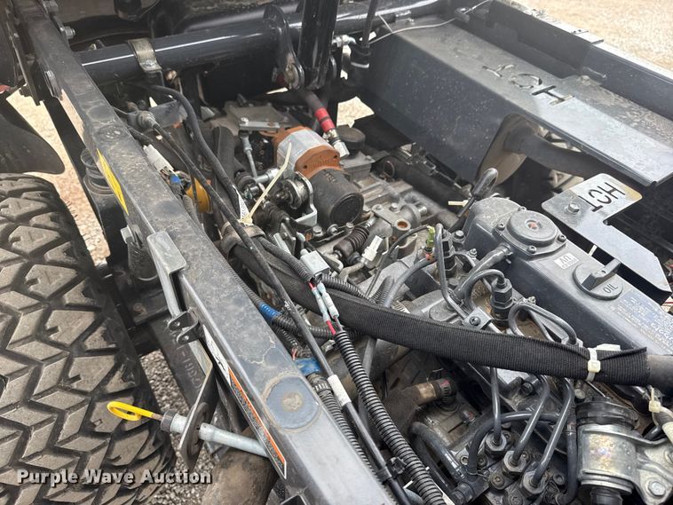 image for item NU9659 2013 Kubota RTV900 utility vehicle