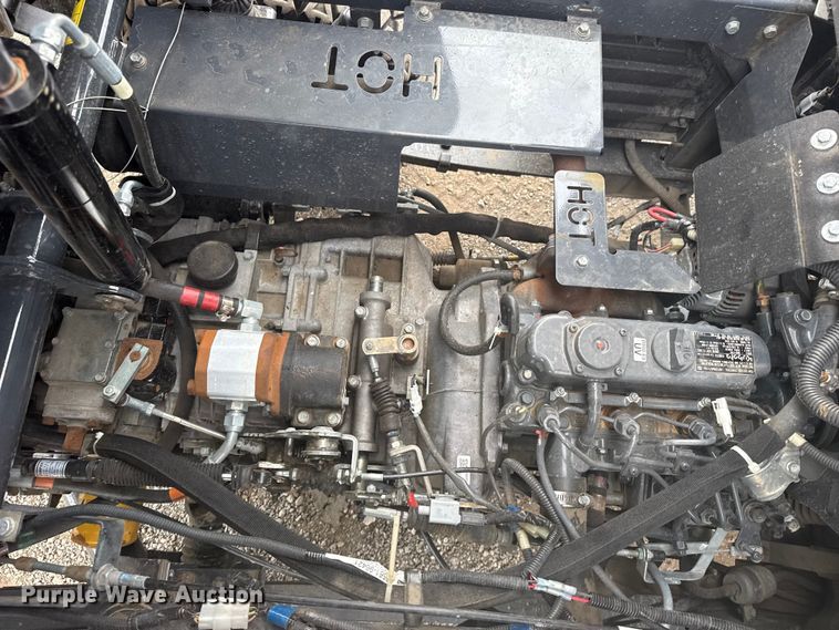 image for item NU9659 2013 Kubota RTV900 utility vehicle