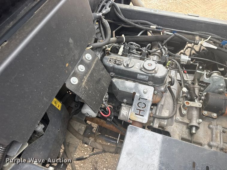 image for item NU9659 2013 Kubota RTV900 utility vehicle