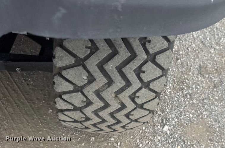 image for item NU9659 2013 Kubota RTV900 utility vehicle