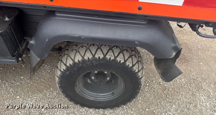 image for item NU9659 2013 Kubota RTV900 utility vehicle