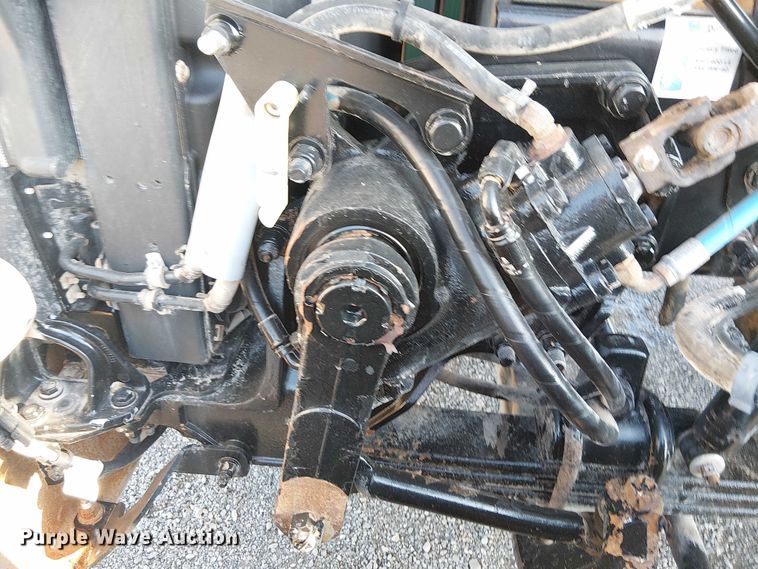 image for item NU9724 2009 Peterbilt 365 flatbed truck