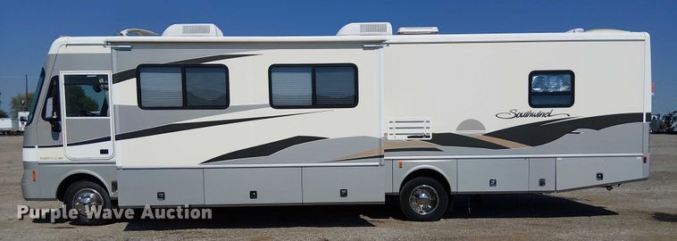 image for item NU9730 2003 Fleetwood Motor Homes Southwind RV