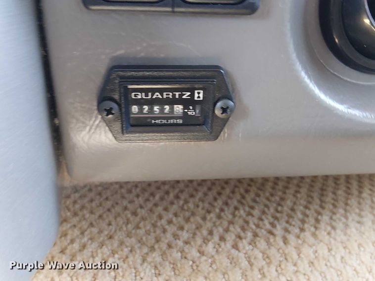 image for item NU9730 2003 Fleetwood Motor Homes Southwind RV