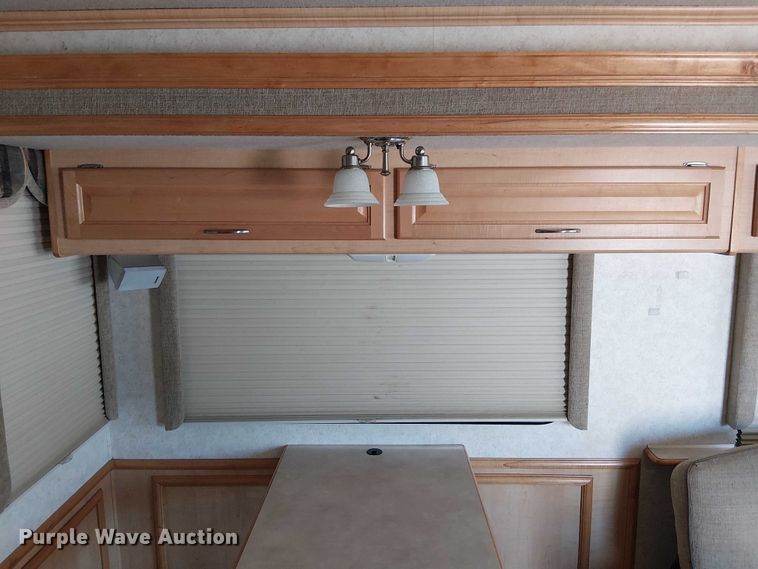 image for item NU9730 2003 Fleetwood Motor Homes Southwind RV