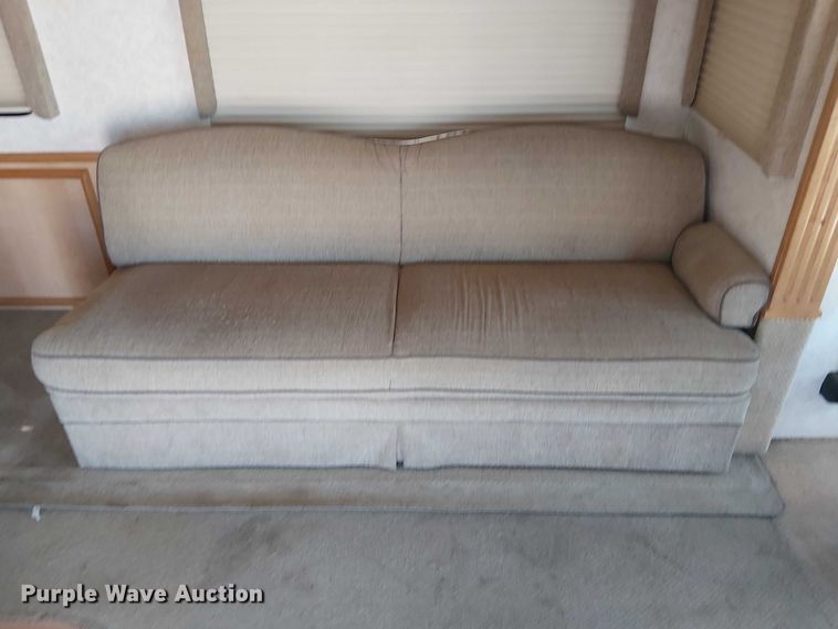 image for item NU9730 2003 Fleetwood Motor Homes Southwind RV