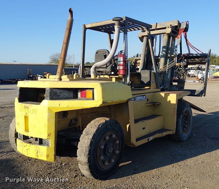 image for item NU9736 Caterpillar DP100 forklift