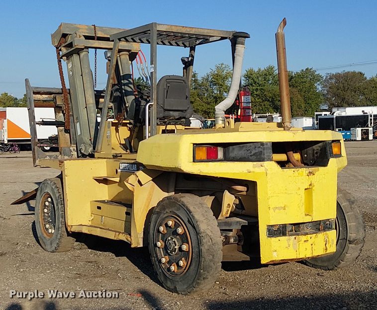 image for item NU9736 Caterpillar DP100 forklift