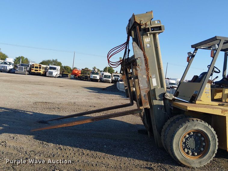 image for item NU9736 Caterpillar DP100 forklift