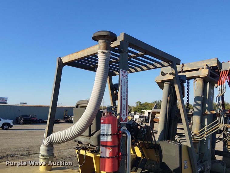 image for item NU9736 Caterpillar DP100 forklift