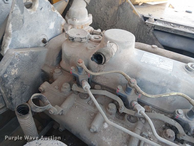 image for item NU9736 Caterpillar DP100 forklift