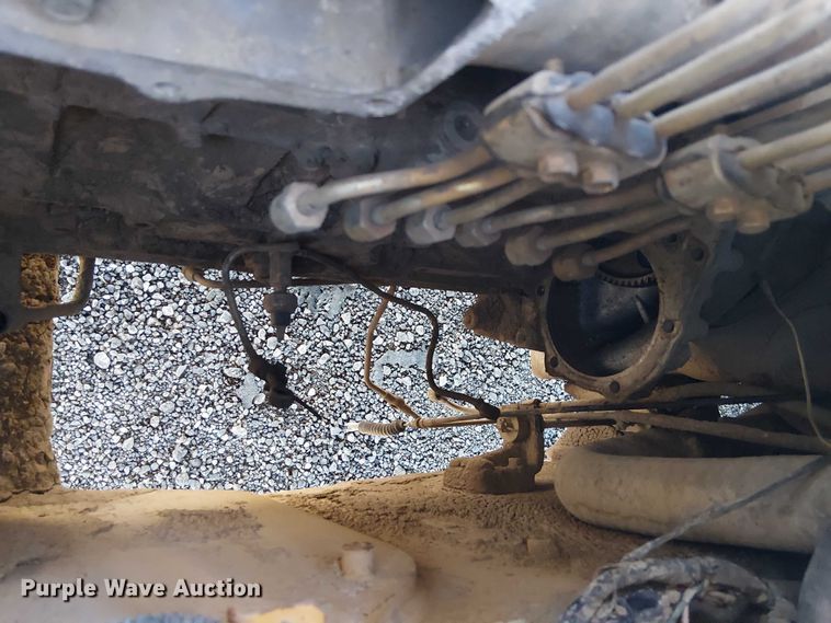 image for item NU9736 Caterpillar DP100 forklift