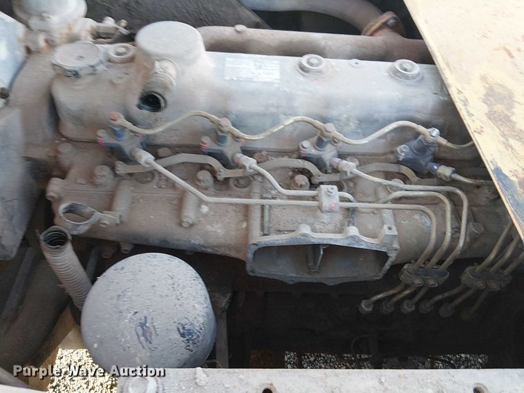 image for item NU9736 Caterpillar DP100 forklift