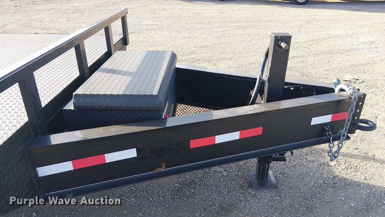 image for item NU9738 2013 Temco Mfg. Inc. flatbed trailer
