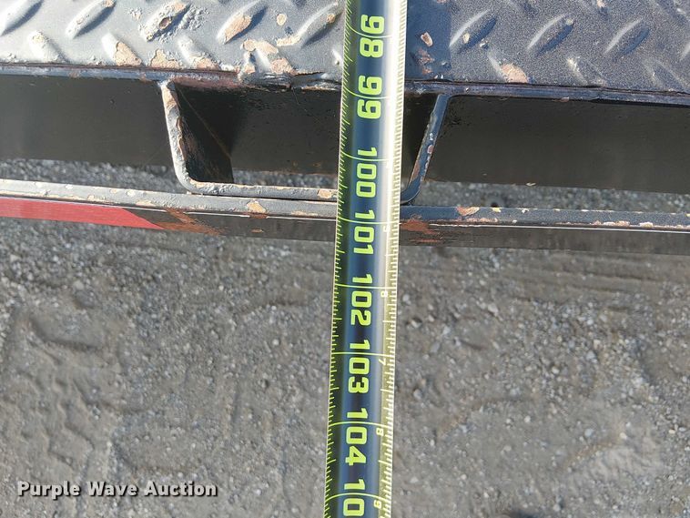 image for item NU9738 2013 Temco Mfg. Inc. flatbed trailer