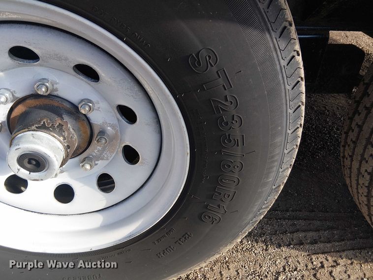 image for item NU9738 2013 Temco Mfg. Inc. flatbed trailer