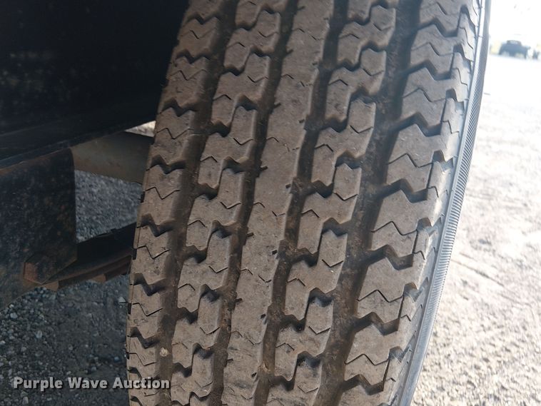 image for item NU9738 2013 Temco Mfg. Inc. flatbed trailer