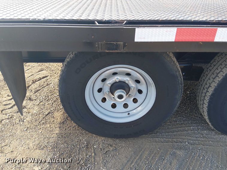image for item NU9738 2013 Temco Mfg. Inc. flatbed trailer