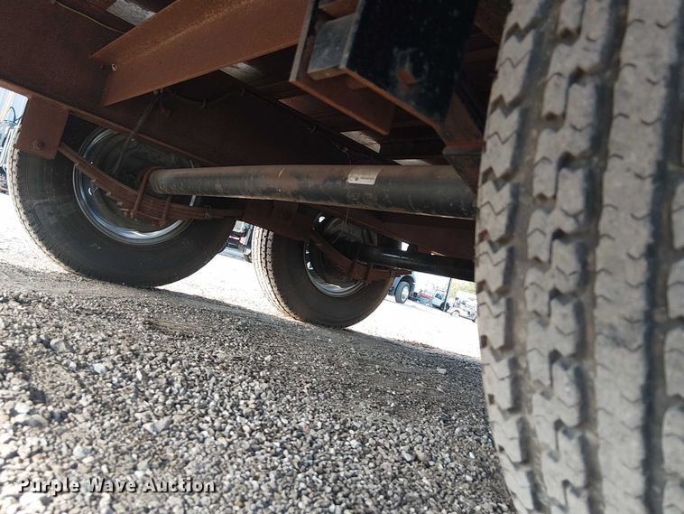 image for item NU9738 2013 Temco Mfg. Inc. flatbed trailer