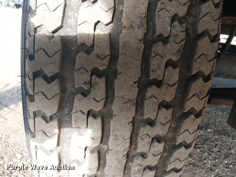 image for item NU9738 2013 Temco Mfg. Inc. flatbed trailer