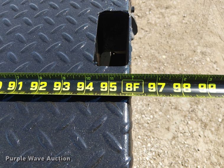 image for item NU9742 2019 Ford F350 Super Duty XL Crew Cab flatbed pickup truck