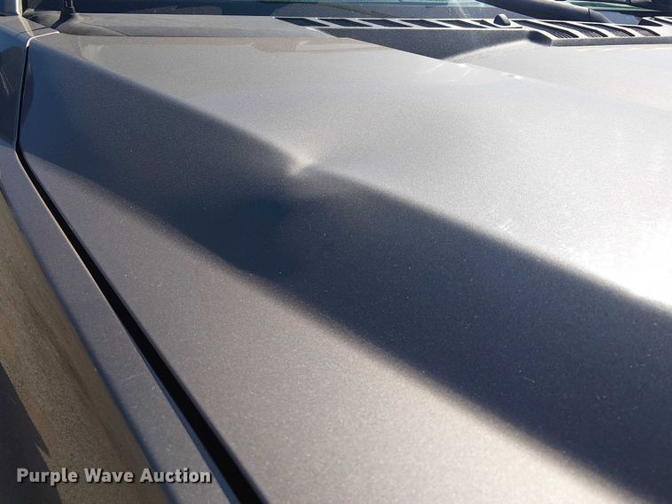 image for item NU9742 2019 Ford F350 Super Duty XL Crew Cab flatbed pickup truck