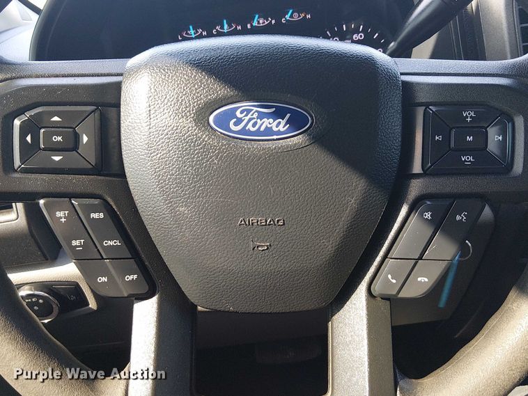 image for item NU9742 2019 Ford F350 Super Duty XL Crew Cab flatbed pickup truck