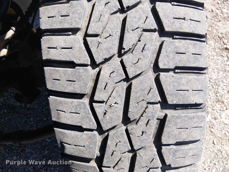 image for item NU9742 2019 Ford F350 Super Duty XL Crew Cab flatbed pickup truck