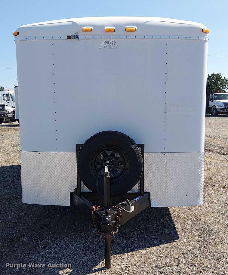 image for item NU9743 2001 Forest River CM716TA2 enclosed cargo trailer