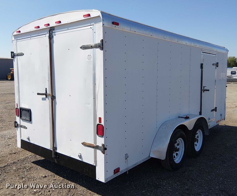 image for item NU9743 2001 Forest River CM716TA2 enclosed cargo trailer
