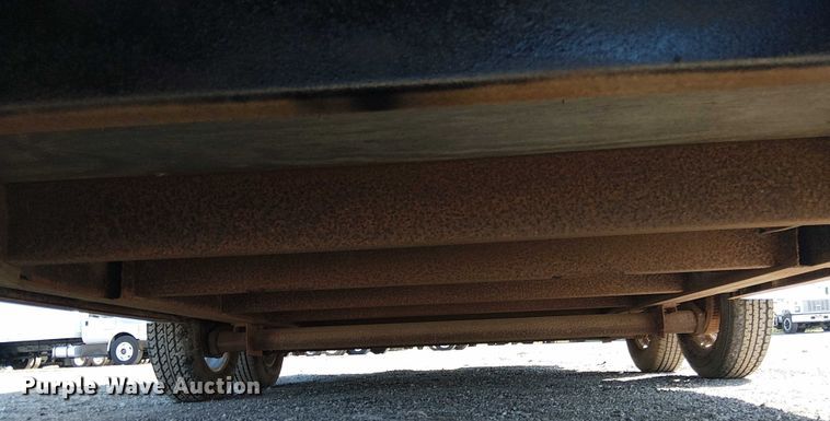 image for item NU9743 2001 Forest River CM716TA2 enclosed cargo trailer