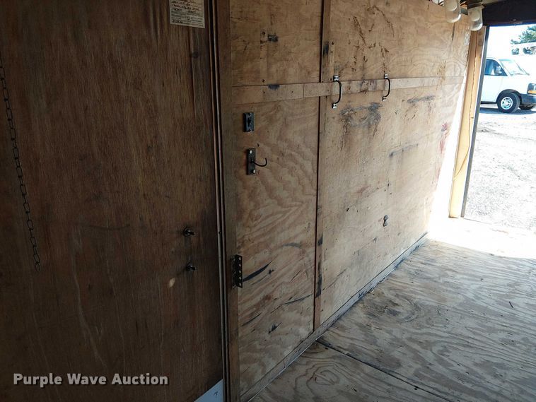 image for item NU9743 2001 Forest River CM716TA2 enclosed cargo trailer