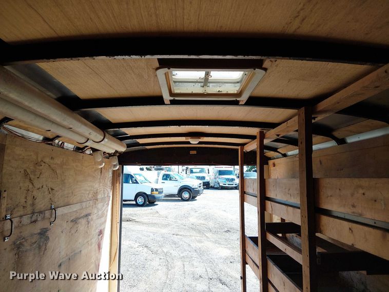 image for item NU9743 2001 Forest River CM716TA2 enclosed cargo trailer