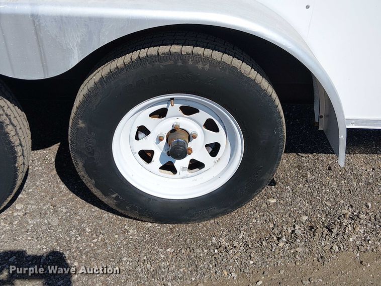 image for item NU9743 2001 Forest River CM716TA2 enclosed cargo trailer