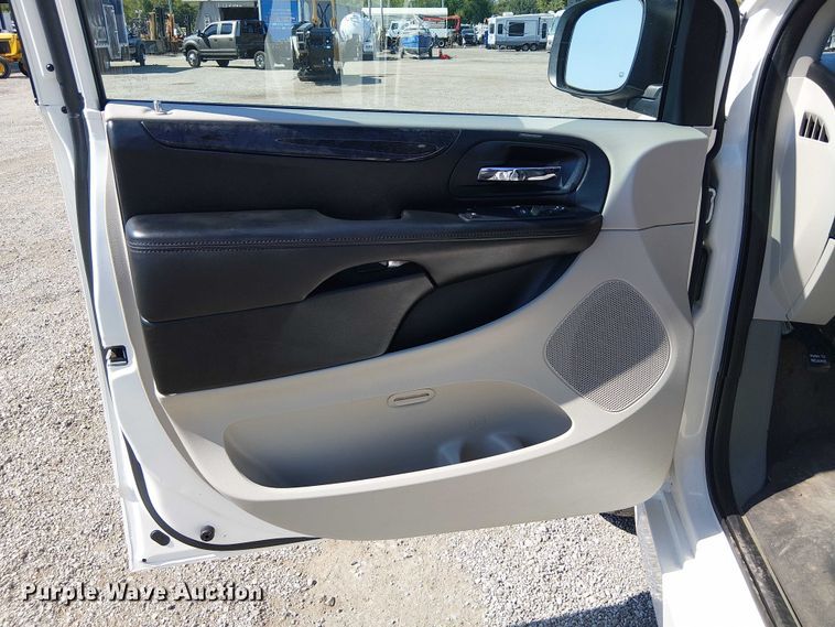 image for item NU9744 2012 Dodge Grand Caravan handicap accessible van