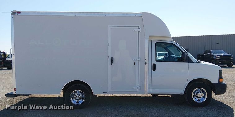image for item NU9748 2014 Chevrolet Express G3500 delivery van