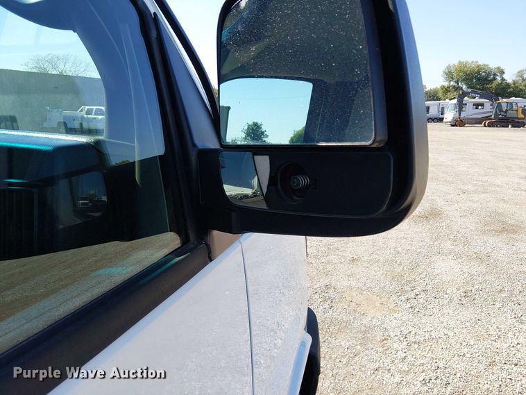 image for item NU9748 2014 Chevrolet Express G3500 delivery van