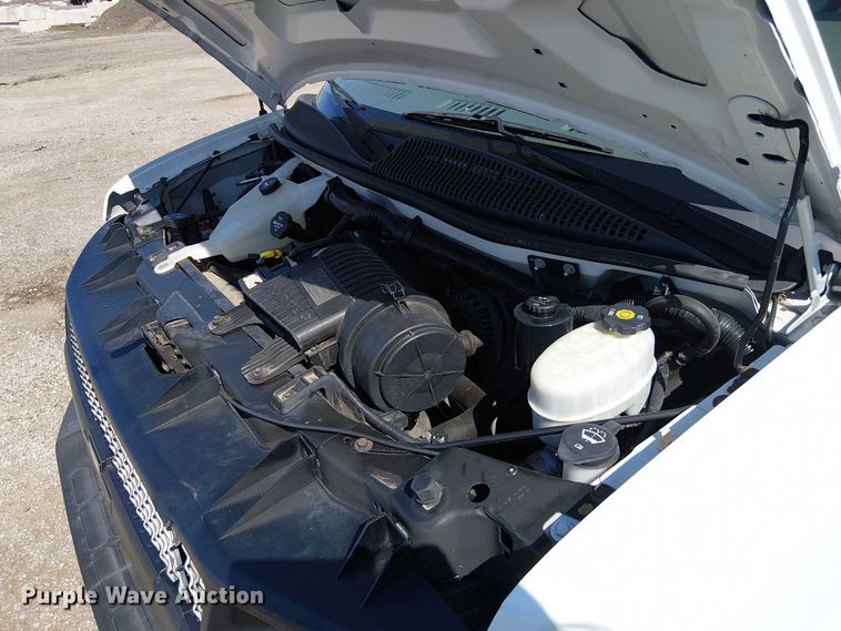 image for item NU9748 2014 Chevrolet Express G3500 delivery van